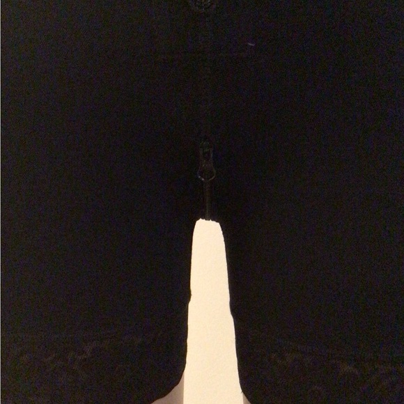 Body Shaper - Picture 2 of 4